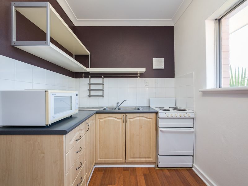 2 bedrooms Apartment / Unit / Flat in 10/160 Waterloo St TUART HILL WA, 6060