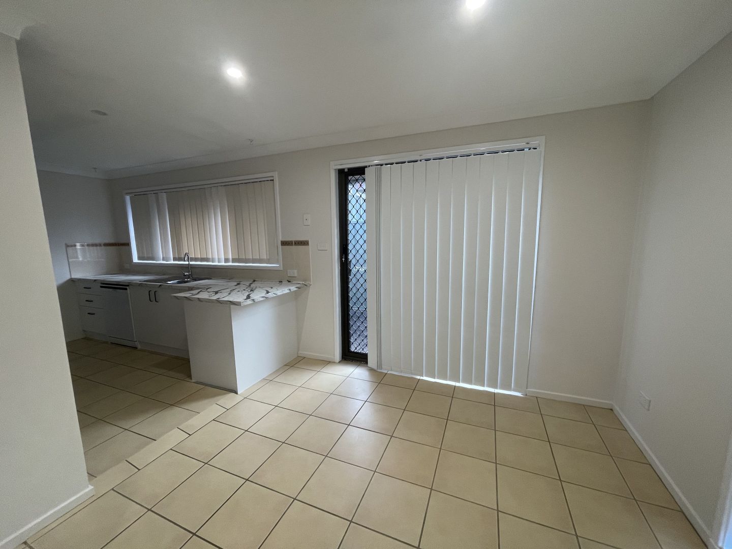 12 Bailey Street, Brightwaters NSW 2264, Image 2