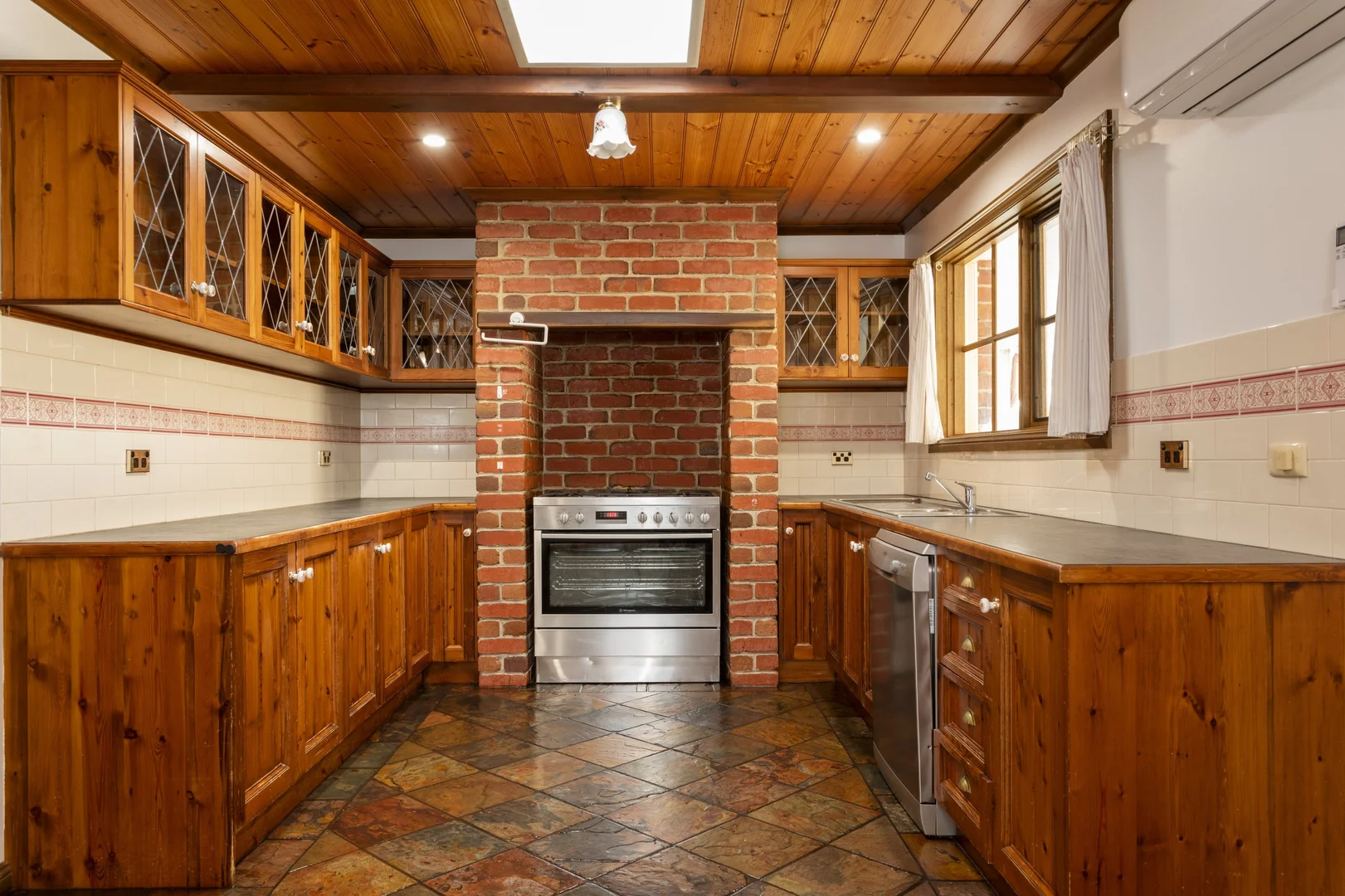 Additional image 5 of 49 Dennis St, Happy Valley SA 5159