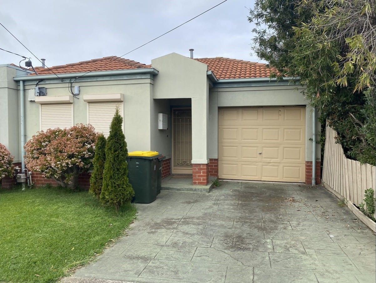3 bedrooms Apartment / Unit / Flat in 1/5 Second Avenue HOPPERS CROSSING VIC, 3029