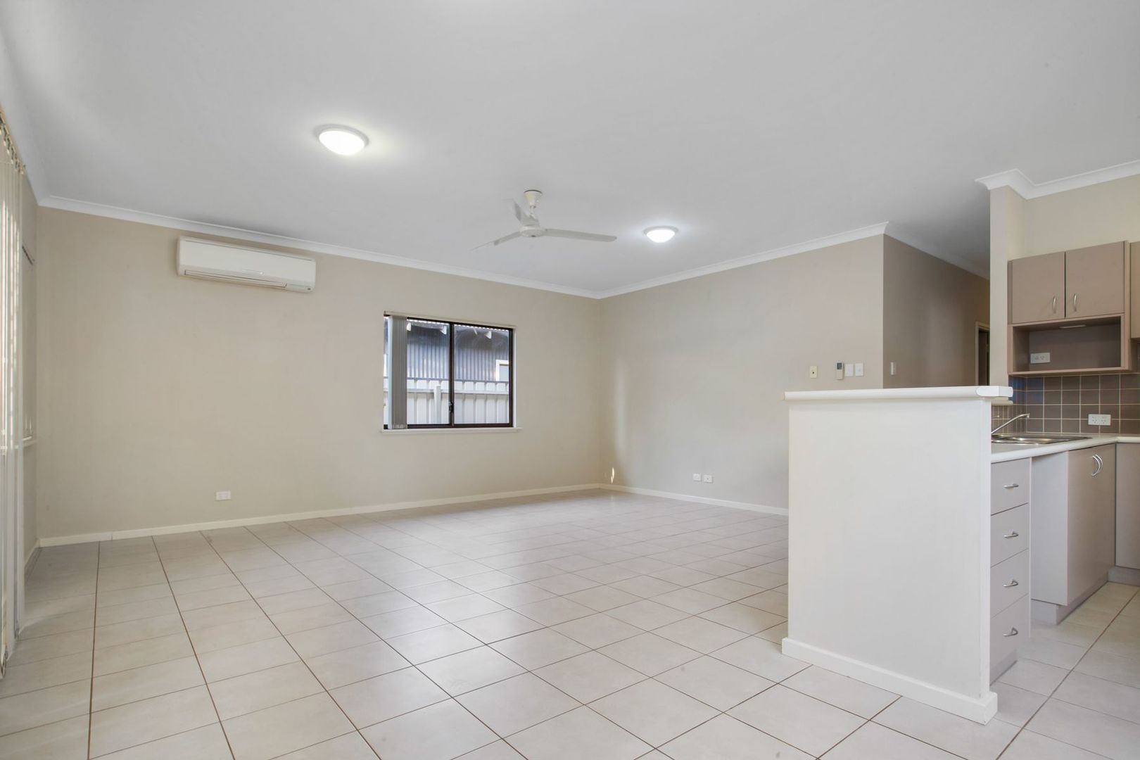 3/13 Calliance Way, Baynton WA 6714, Image 2