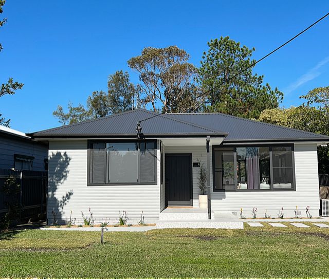 3 bedrooms House in 8 Gorleston Terrace CARDIFF NSW, 2285