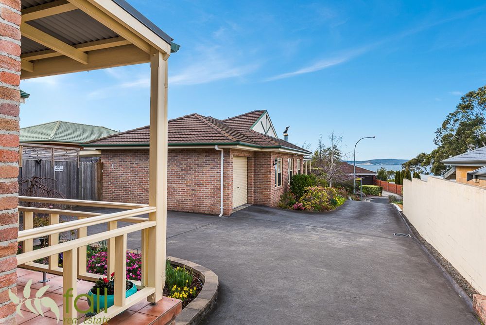 2/27 Flinders Esplanade, Taroona TAS 7053, Image 1