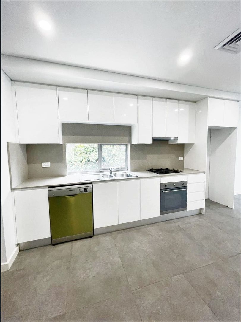 2 bedrooms Apartment / Unit / Flat in 2/113 Alt Street ASHFIELD NSW, 2131