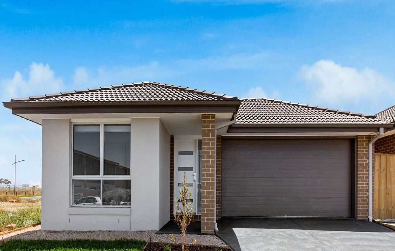 4 bedrooms House in 69 Walkside Blvd FRASER RISE VIC, 3336