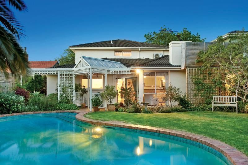 Sold 10 Dillon Grove, GLEN IRIS VIC 3146 on 27 Nov 2010 2008661409