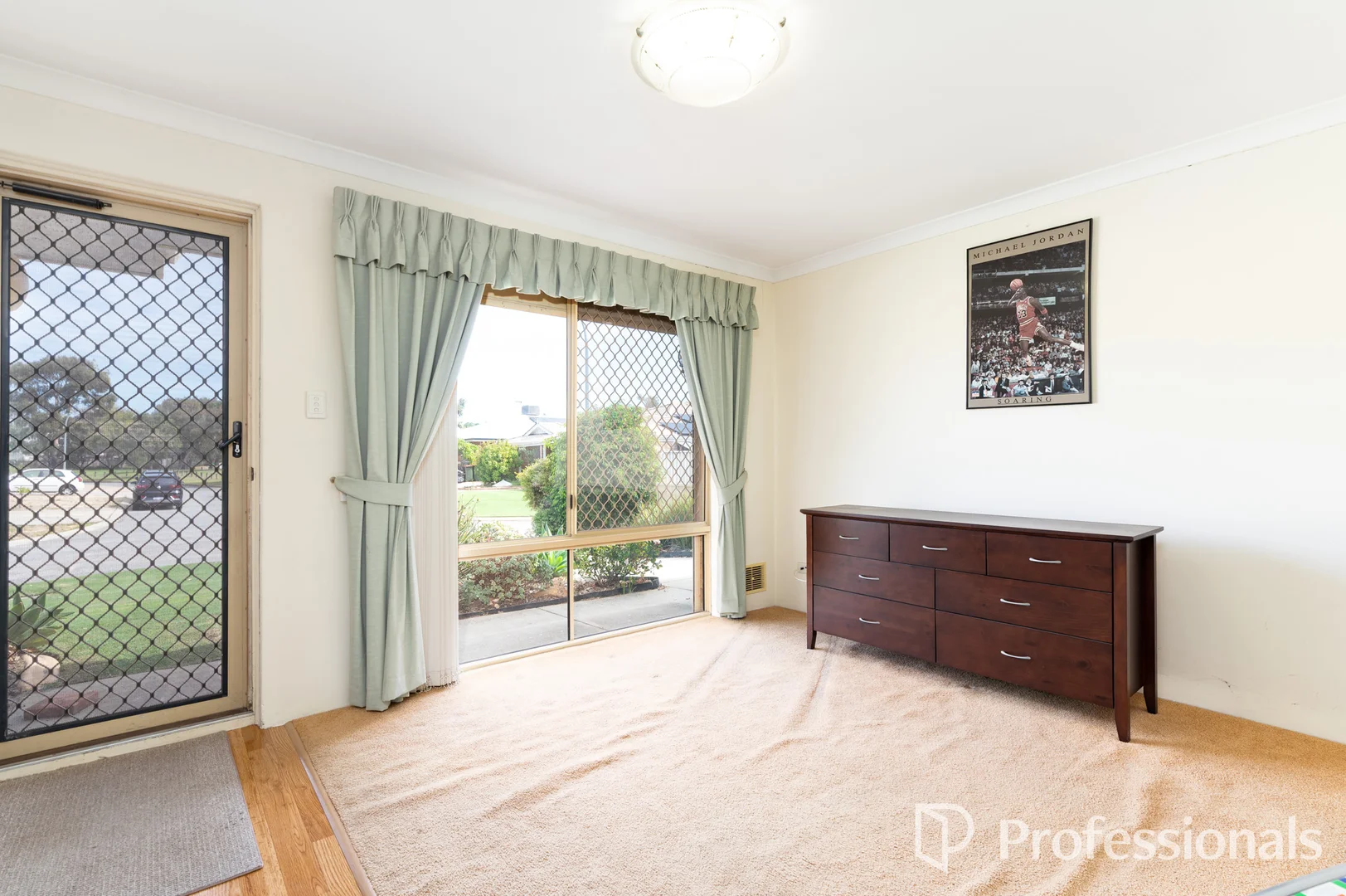 Additional image 2 of 22 Uluru Gardens, Ballajura WA 6066