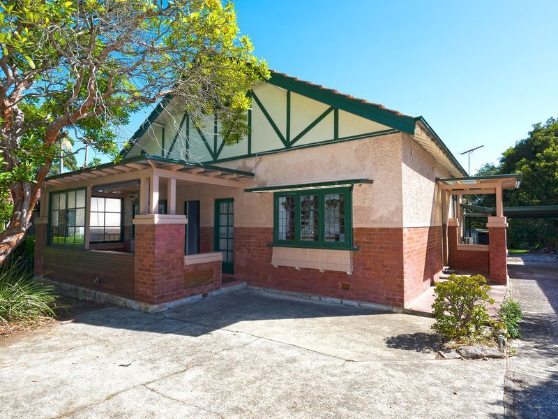 3 bedrooms House in 219 Longueville Road LANE COVE NSW, 2066