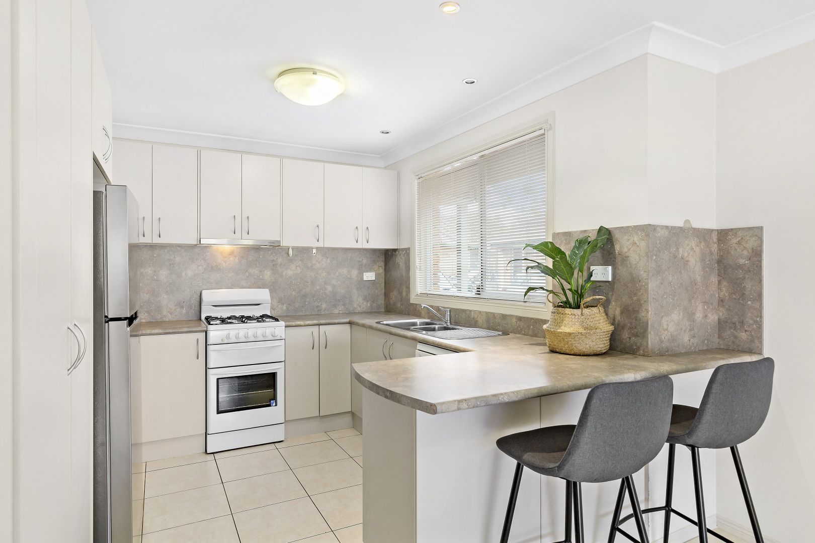 6/4 Lahiff Place, Balgownie NSW 2519, Image 2