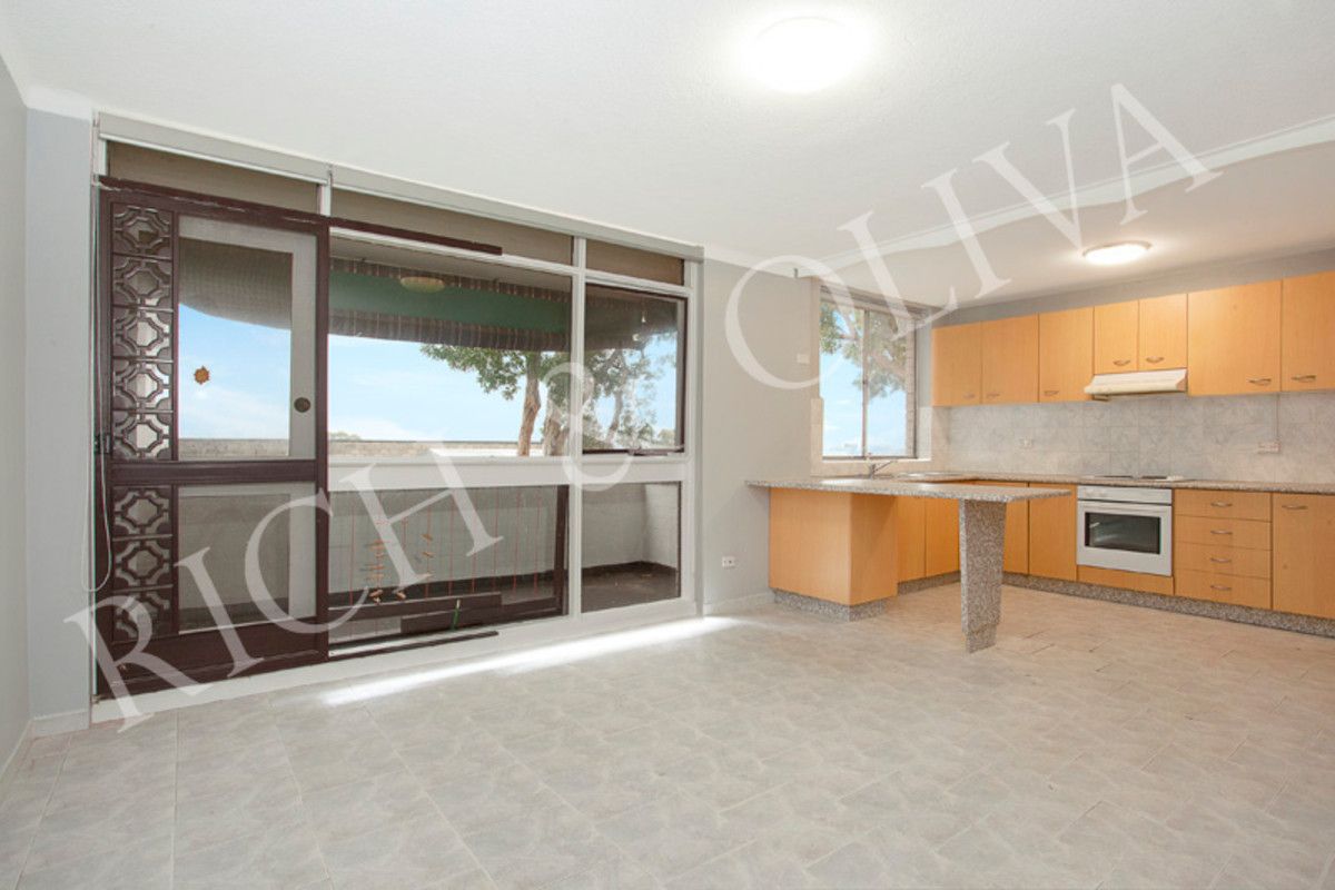 2 bedrooms Apartment / Unit / Flat in 1/13 Brighton Avenue CROYDON PARK NSW, 2133