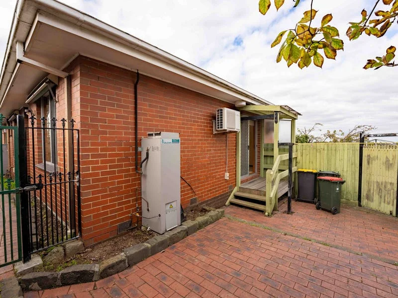 Additional image 6 of 2/40 Avonhurst Drive, Glen Waverley VIC 3150