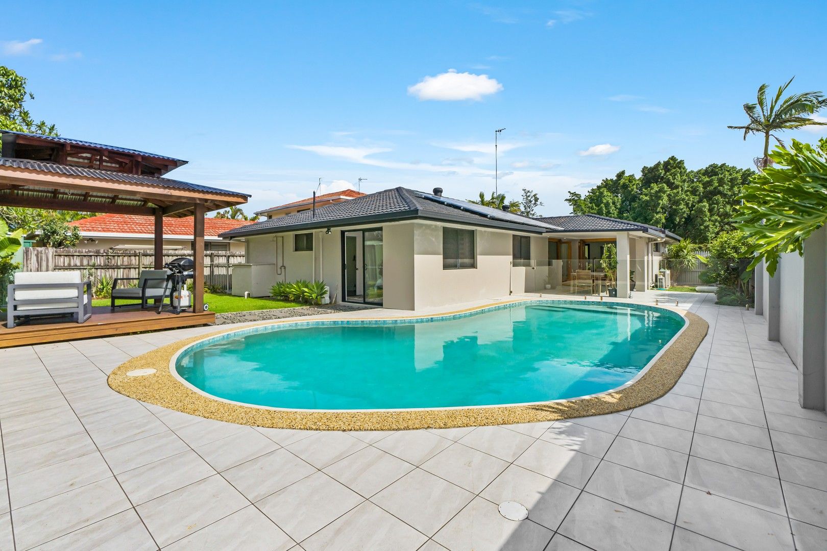 39 Jaguar Drive, Bundall QLD 4217, Image 0