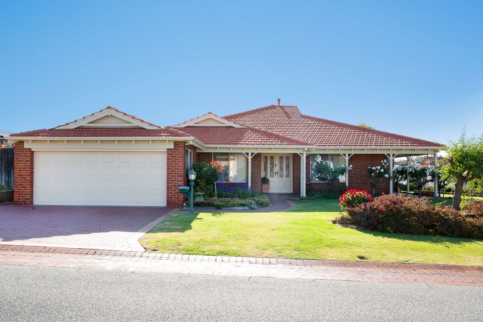 2 Mollison Gardens, Gwelup WA 6018, Image 0