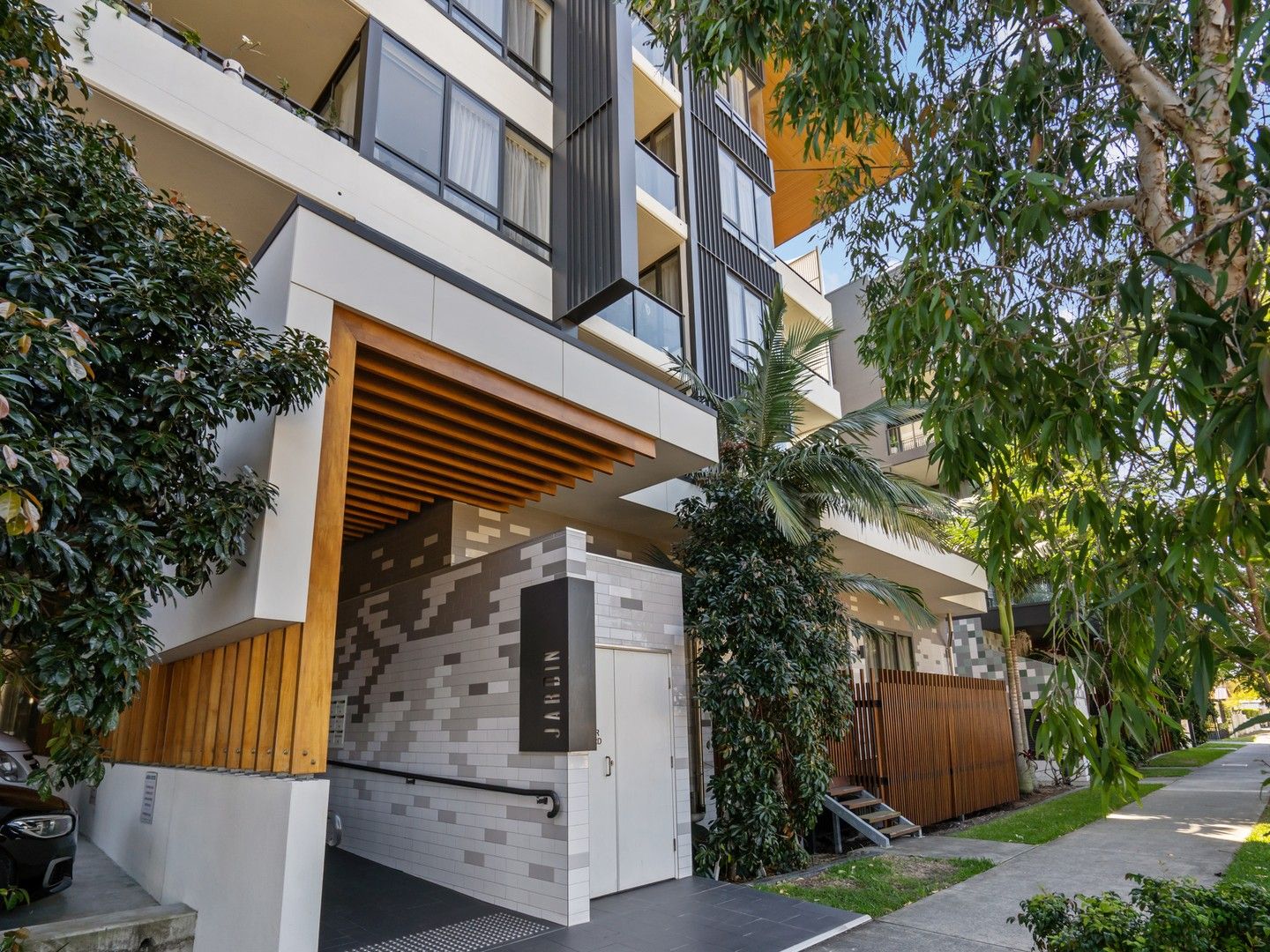 1 bedrooms Apartment / Unit / Flat in 507/34 Jenner Street NUNDAH QLD, 4012