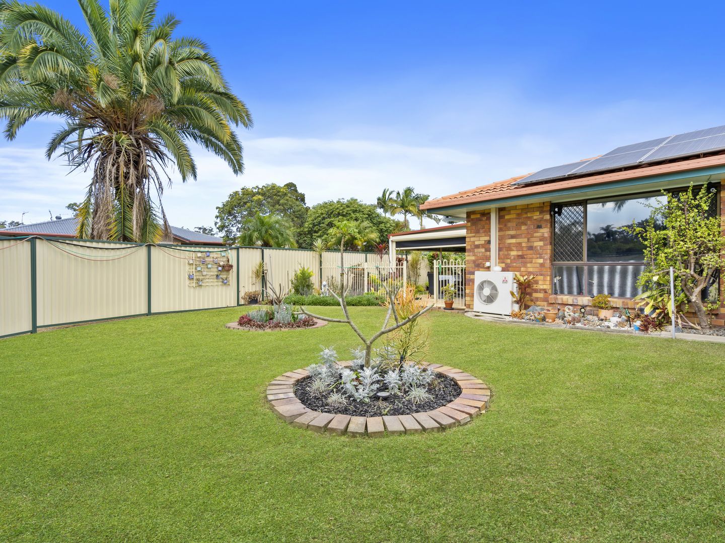1/2 Sandra Court, Coombabah QLD 4216, Image 1