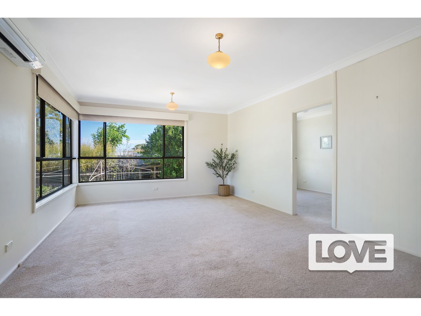 4 Daydawn Avenue, Warners Bay NSW 2282, Image 1