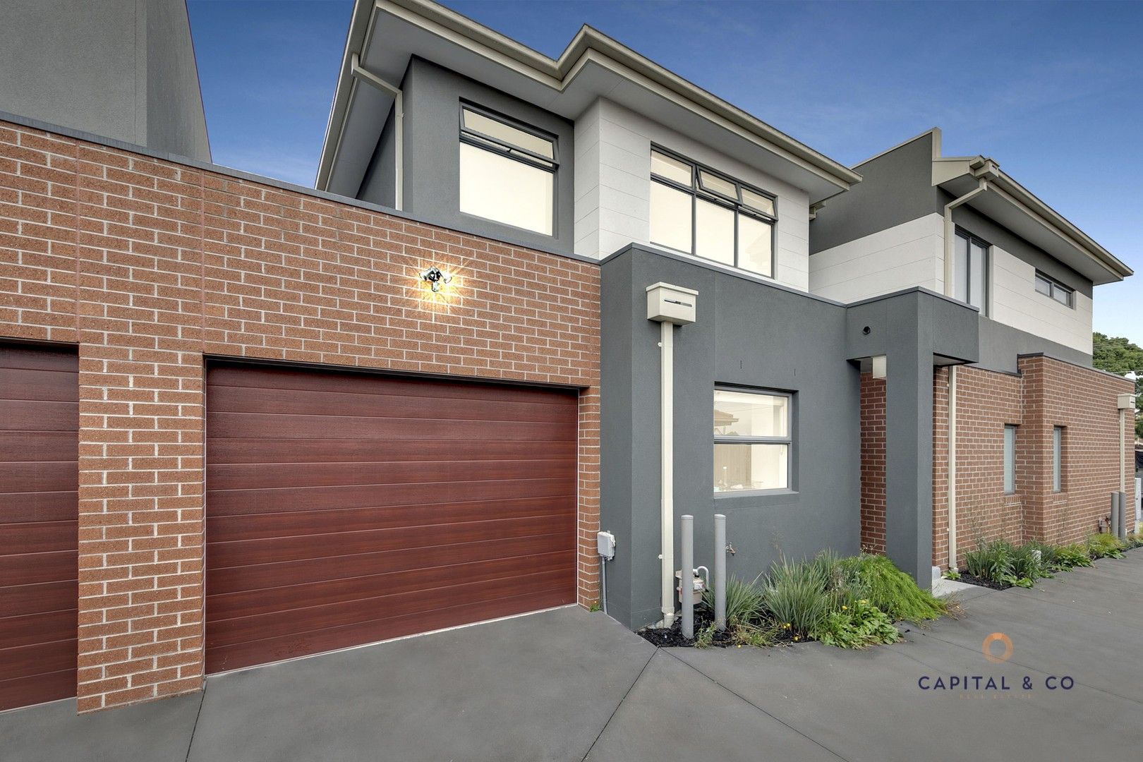 2/11 Holroyd Drive, Epping VIC 3076, Image 1