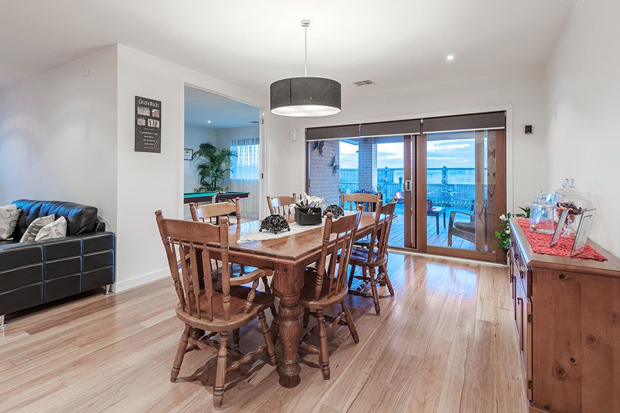 41 Palladium Circle, Beveridge VIC 3753, Image 2