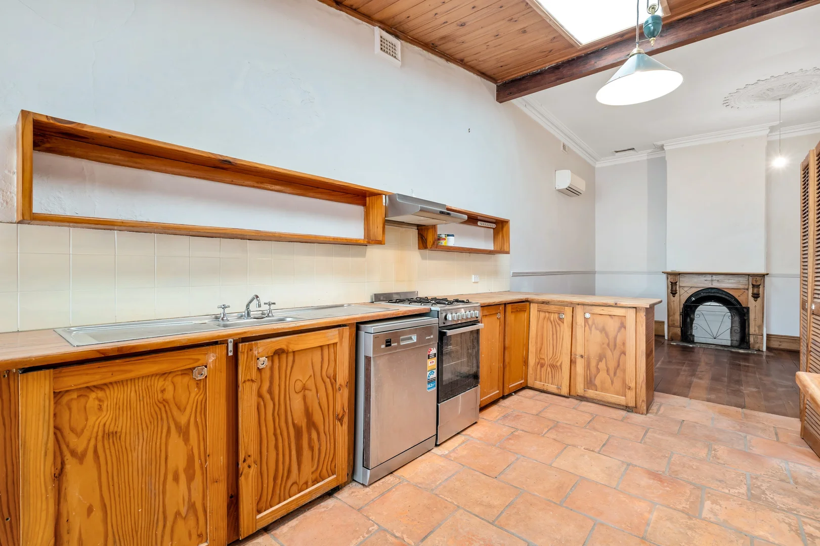 Additional image 5 of 27 South Street, South Fremantle WA 6162