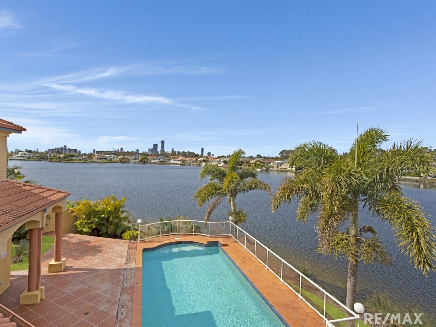 6 bedrooms House in 3 Trimaran Place CLEAR ISLAND WATERS QLD, 4226