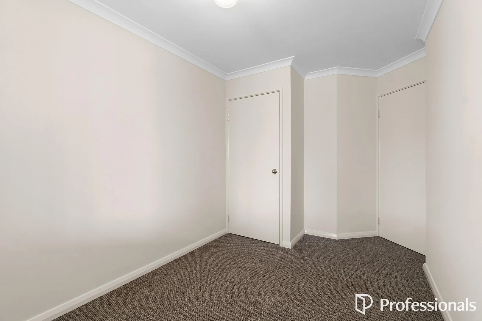 Additional image 50 of 142 Seville Drive, Seville Grove WA 6112