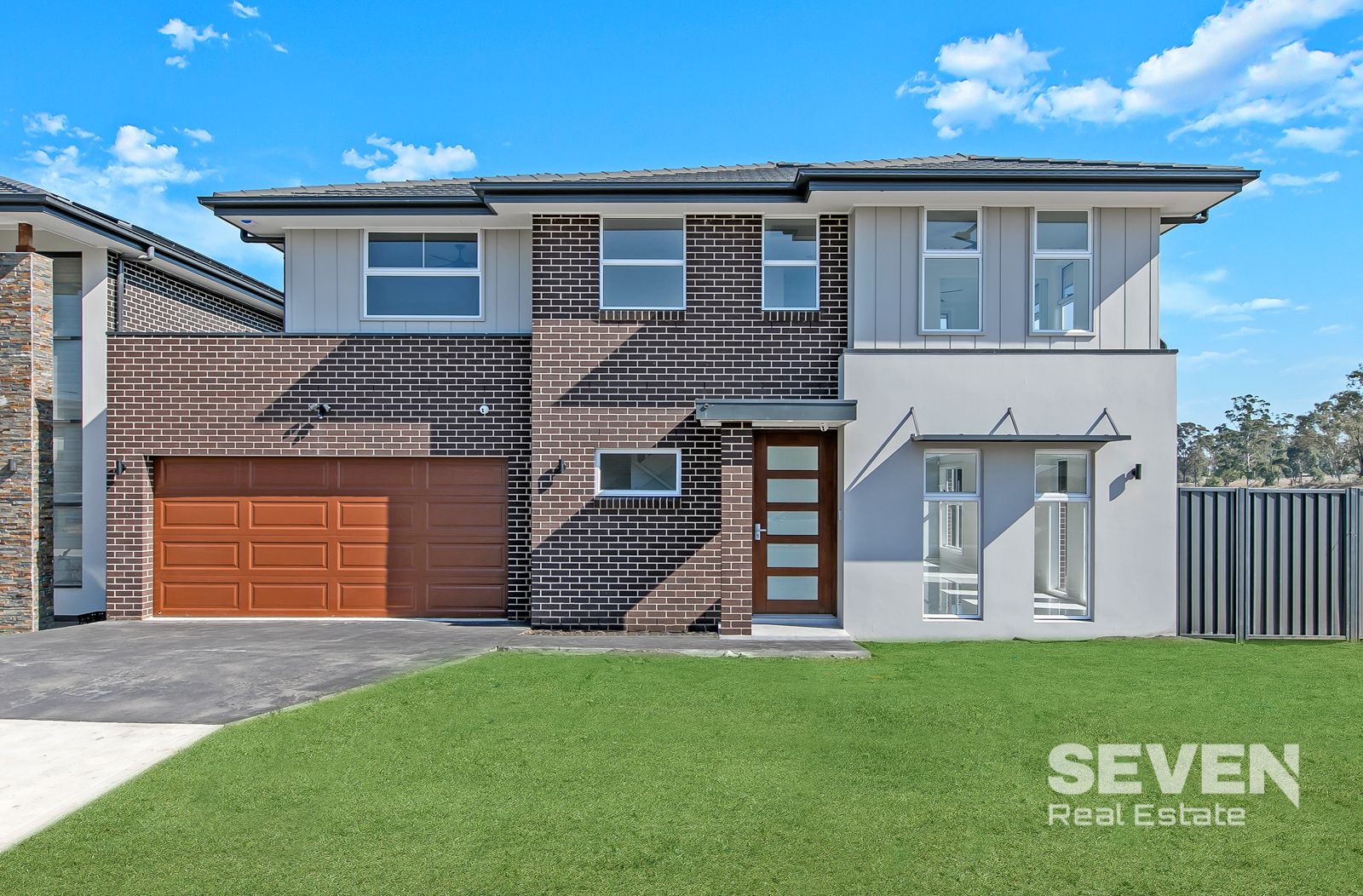 4 bedrooms House in 84 Pimlico Street BOX HILL NSW, 2765