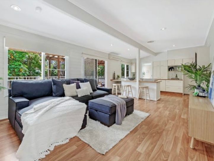 4 bedrooms House in 44 PARSONAGE ROAD CASTLE HILL NSW, 2154