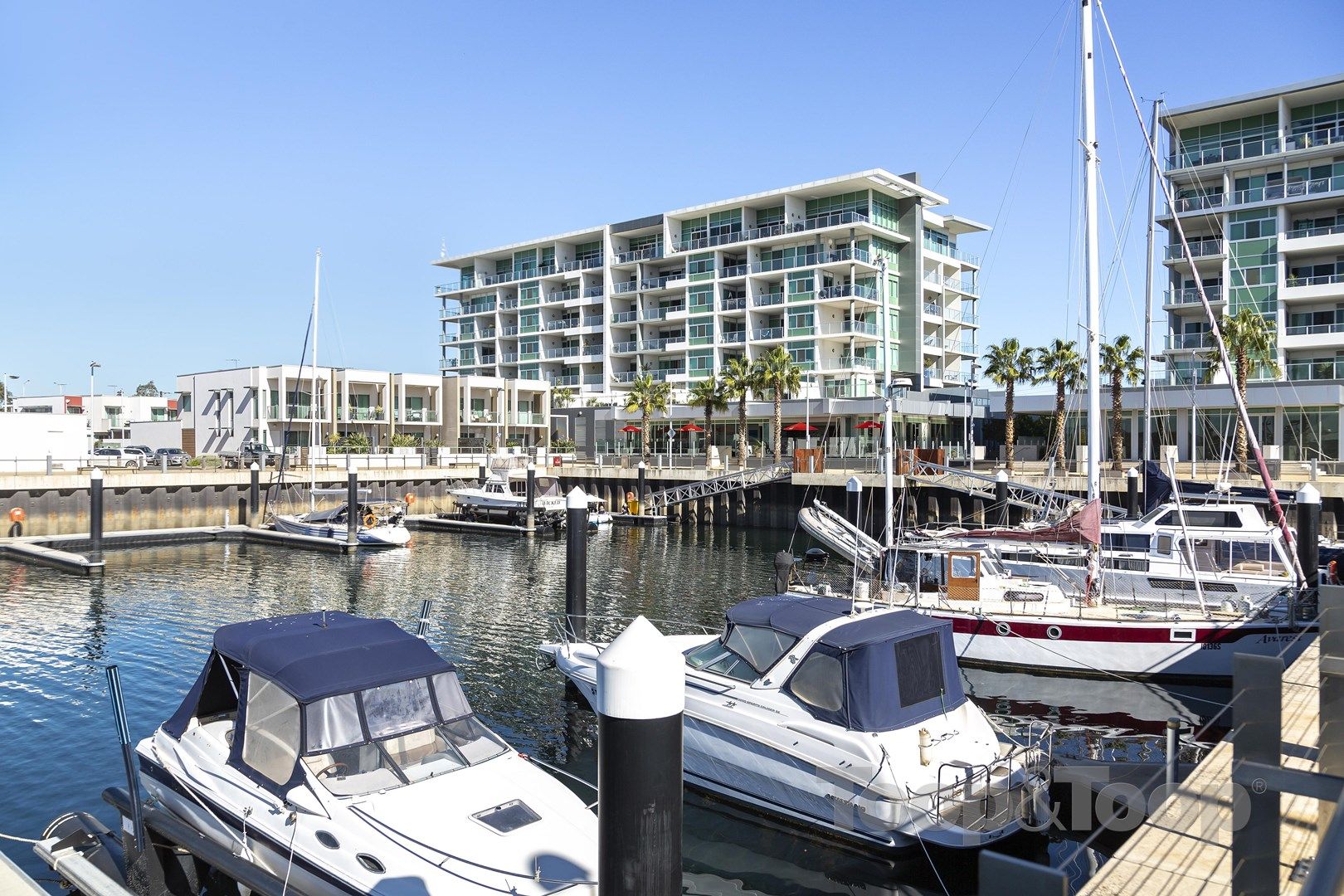 305/1-2 Tarni Court, New Port SA 5015, Image 0