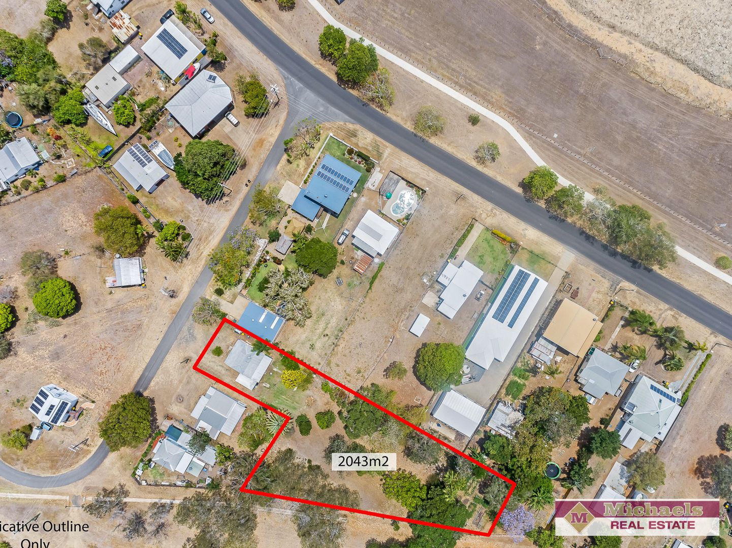 2 Donaldson Street, Burnett Heads QLD 4670, Image 1