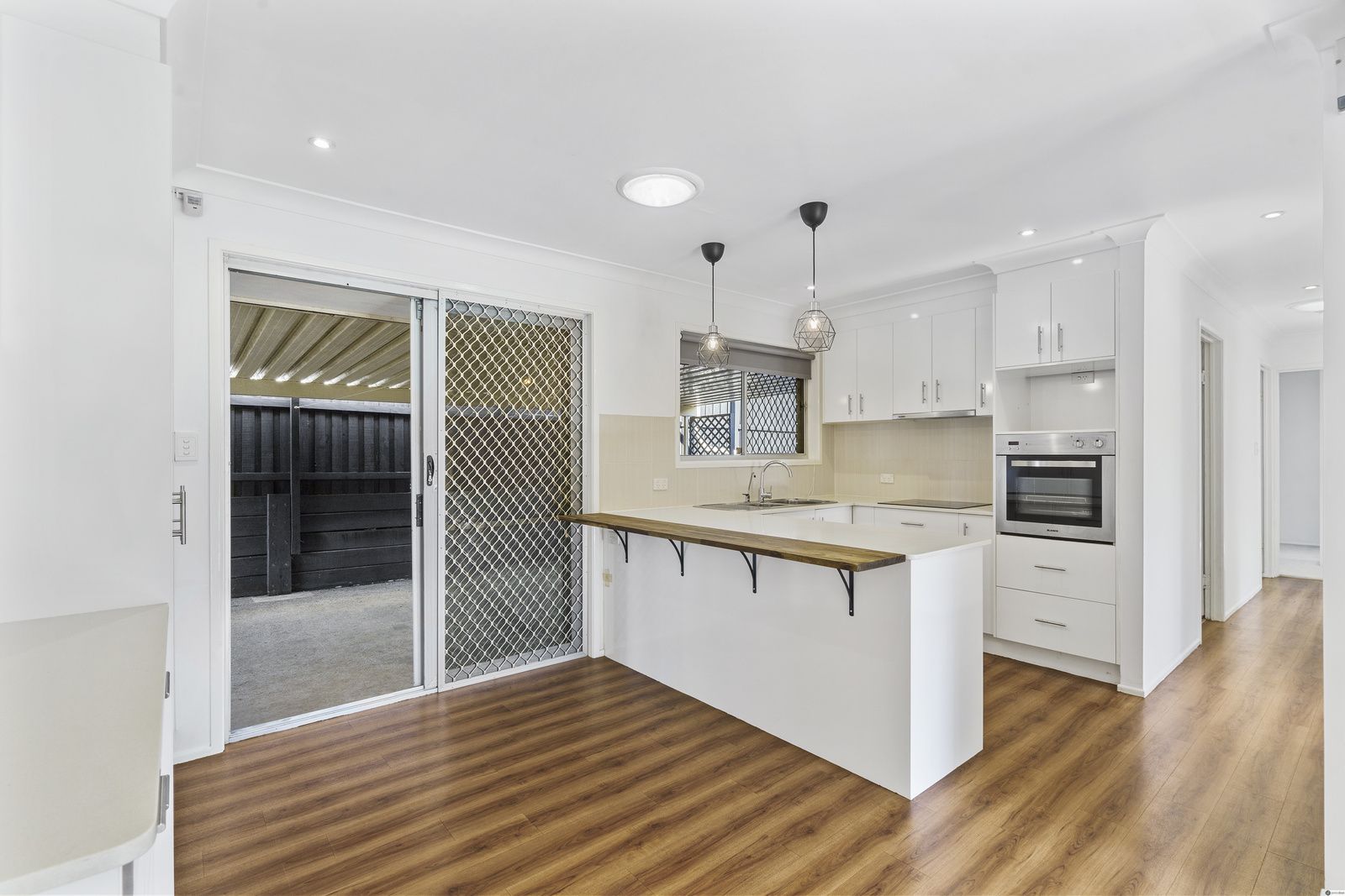 1 Gurnai Street, Belmont QLD 4153 House For Rent 650 Domain