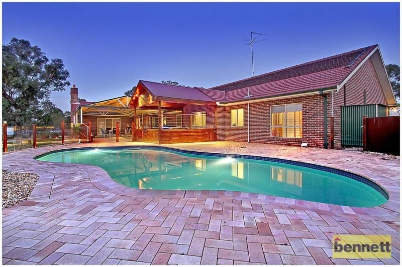 13 Sirius Place, BERKSHIRE PARK NSW 2765, Image 2