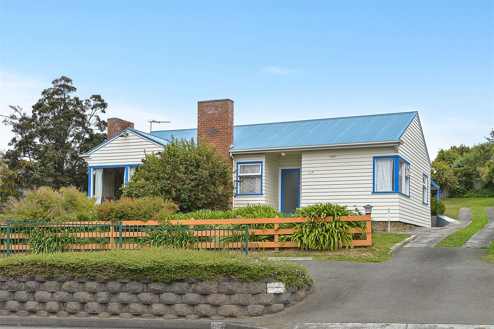 135 Roslyn Avenue, Blackmans Bay TAS 7052, Image 0