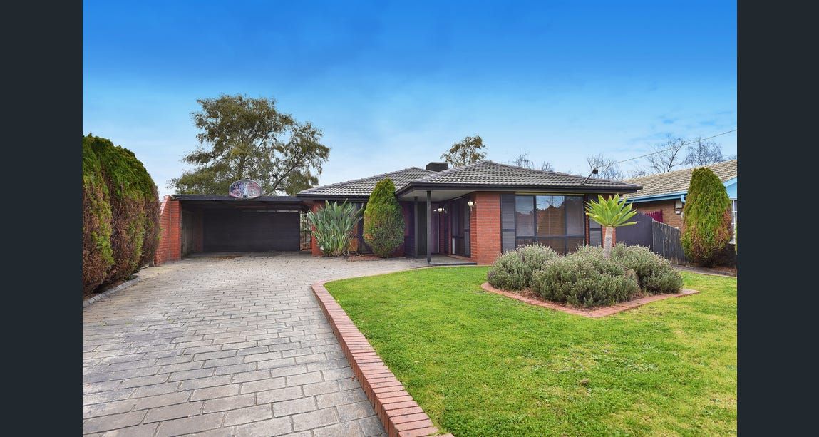 4 bedrooms House in 3 Saddlers Court EPPING VIC, 3076