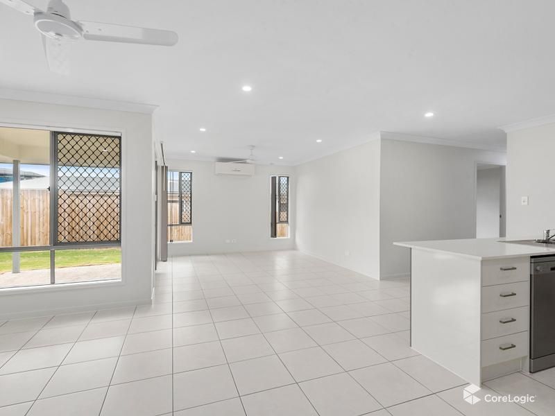 69 Barlow Street, Cranley QLD 4350, Image 2