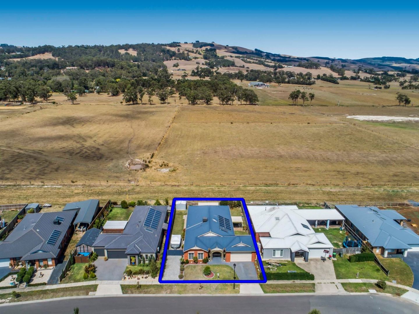 81 Wood Lawn Boulevard, Yarragon VIC 3823, Image 2