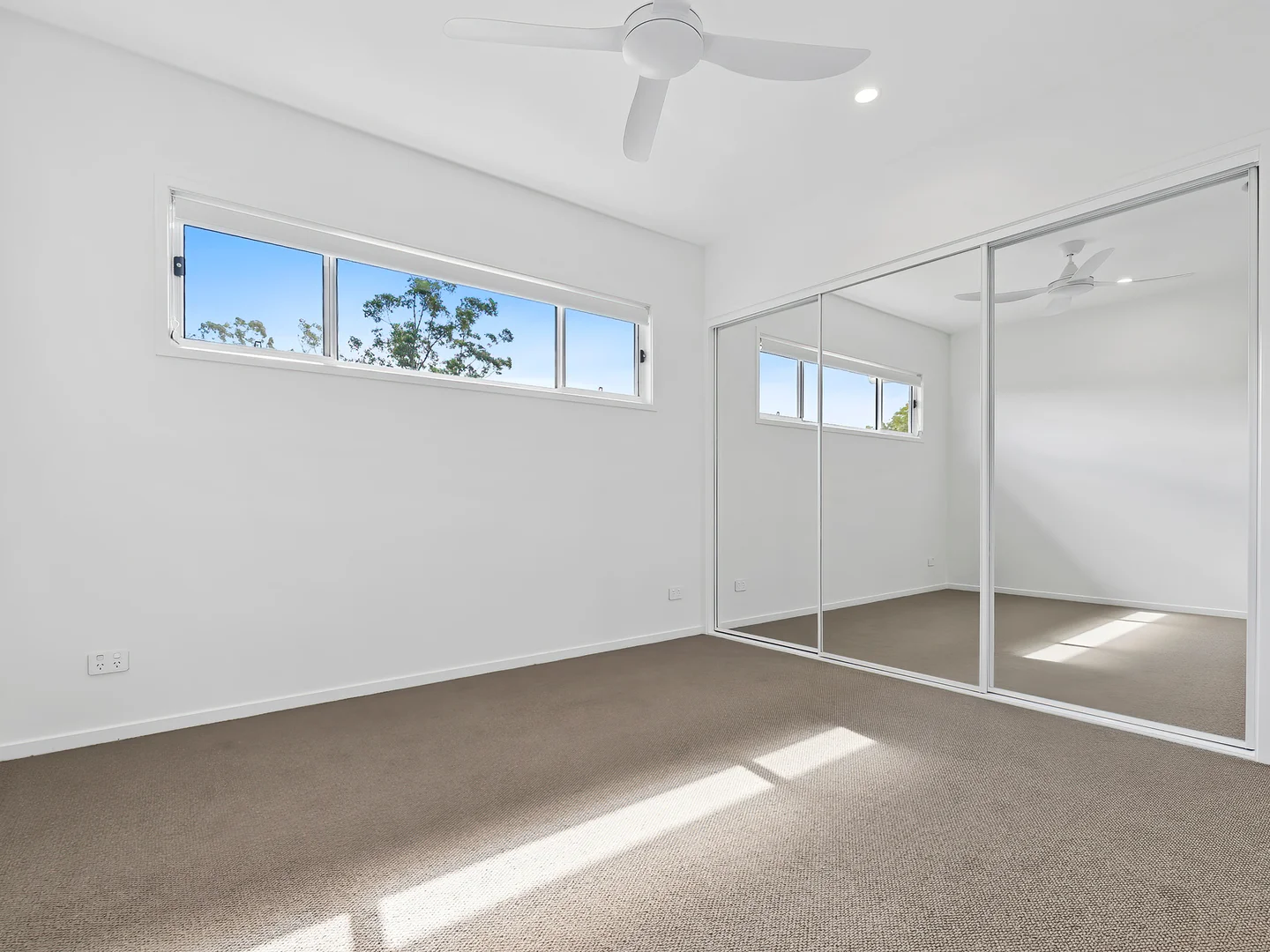 Additional image 11 of 1 Peaceful Pl, Burnside QLD 4560