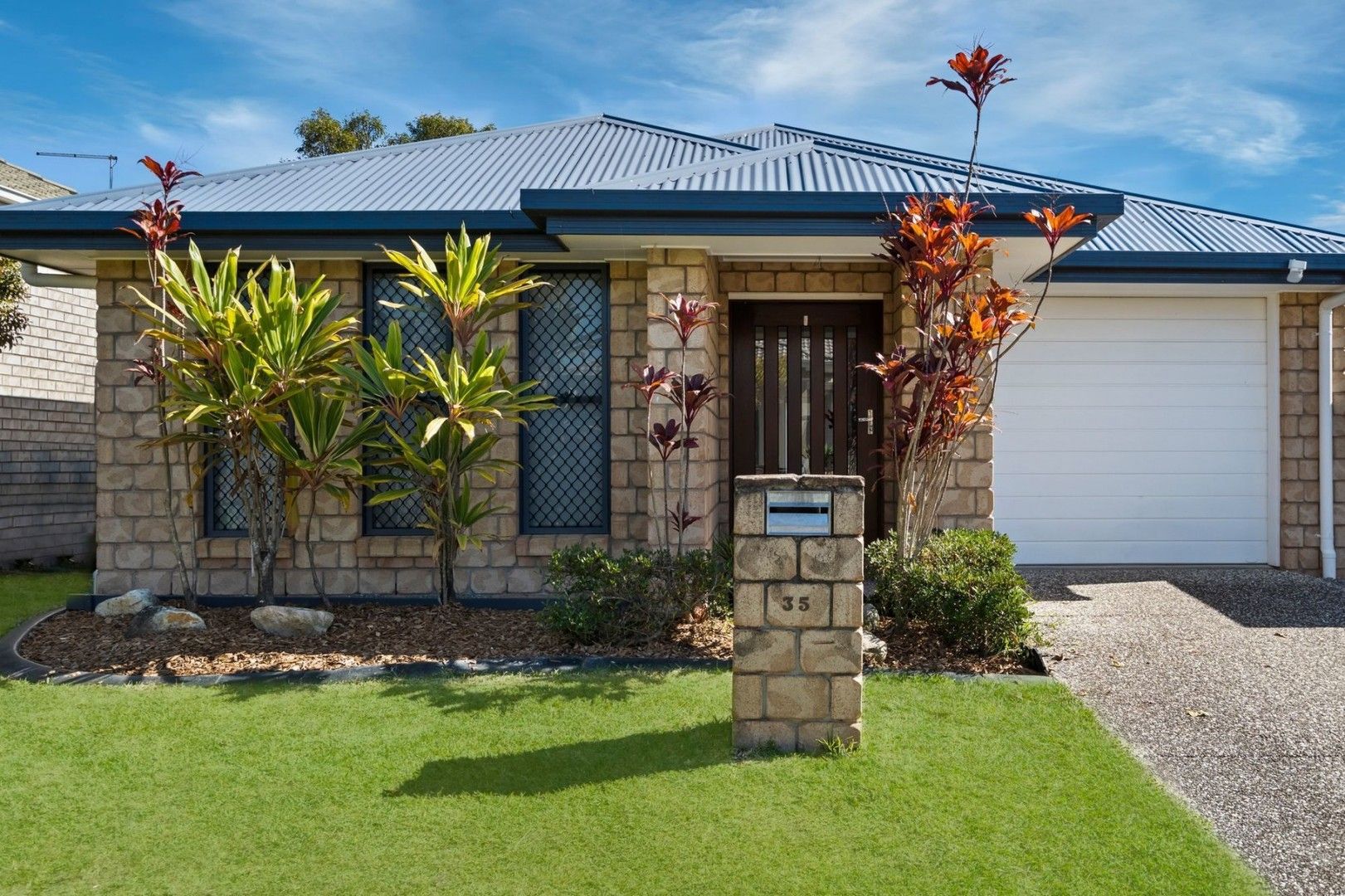 35 Shimao Crescent, North Lakes QLD 4509, Image 0