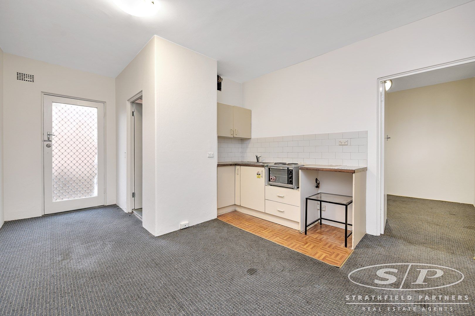 1 bedrooms Apartment / Unit / Flat in 12/35 George Street BURWOOD NSW, 2134