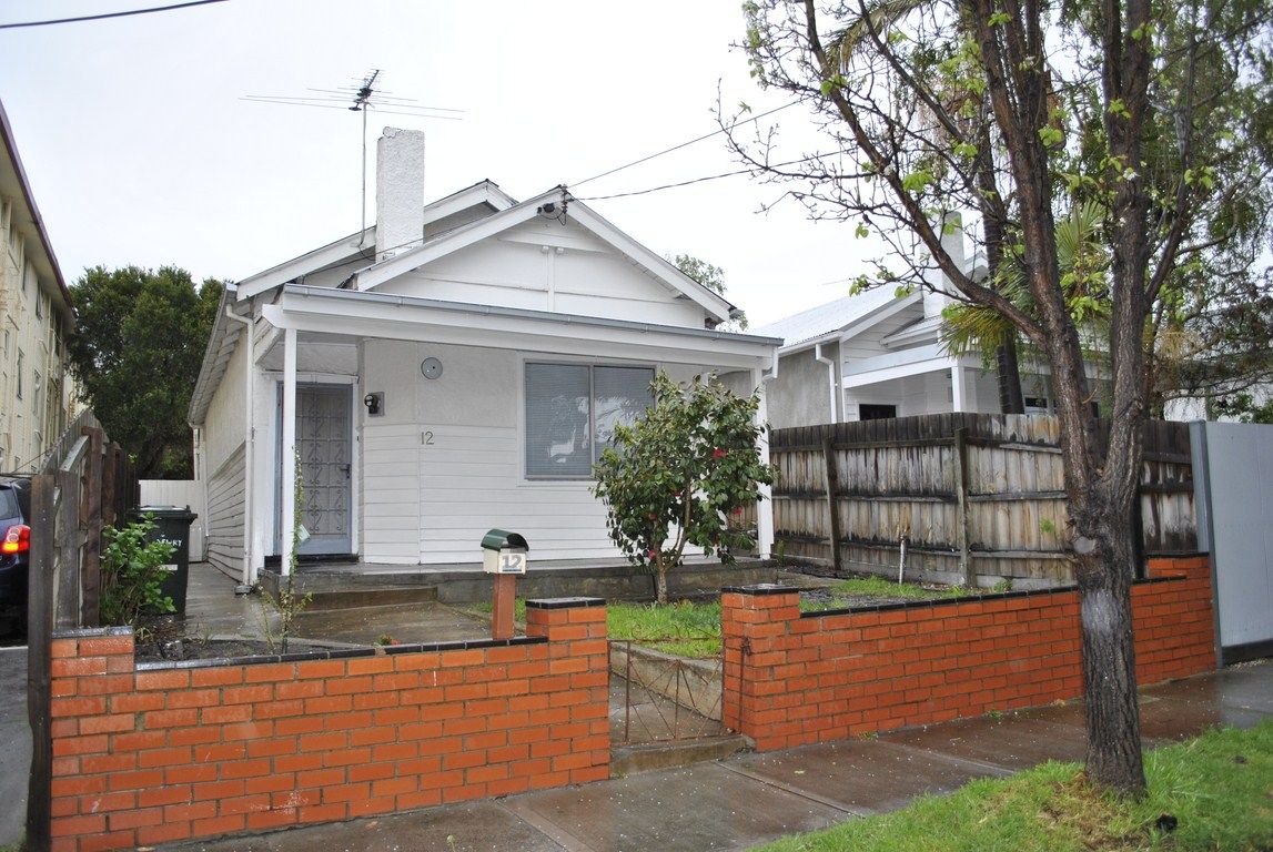 3 bedrooms House in 12 Newry Street PRAHRAN VIC, 3181