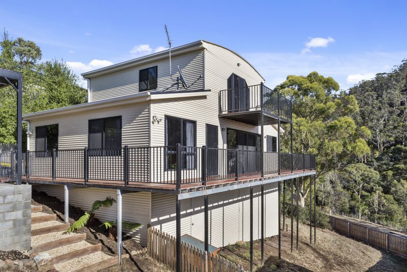 8 Wallcrest Road, Berriedale TAS 7011, Image 0