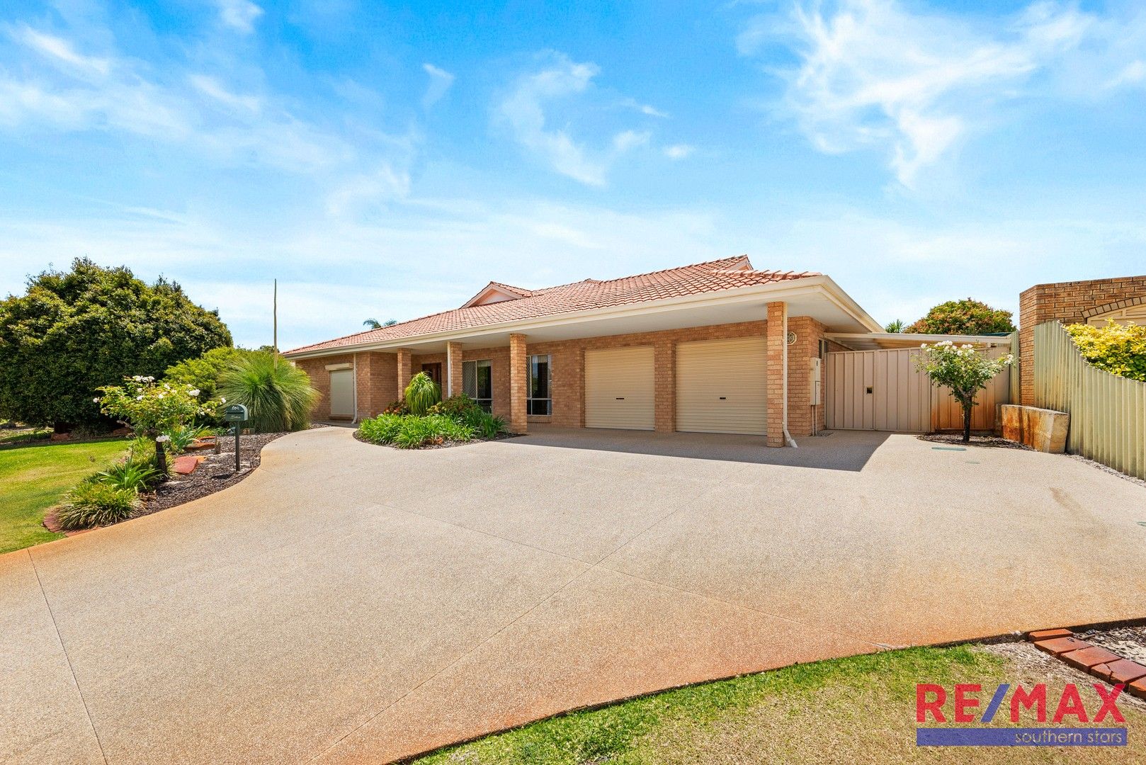 21 Nicholson Loop, Bateman WA 6150, Image 2