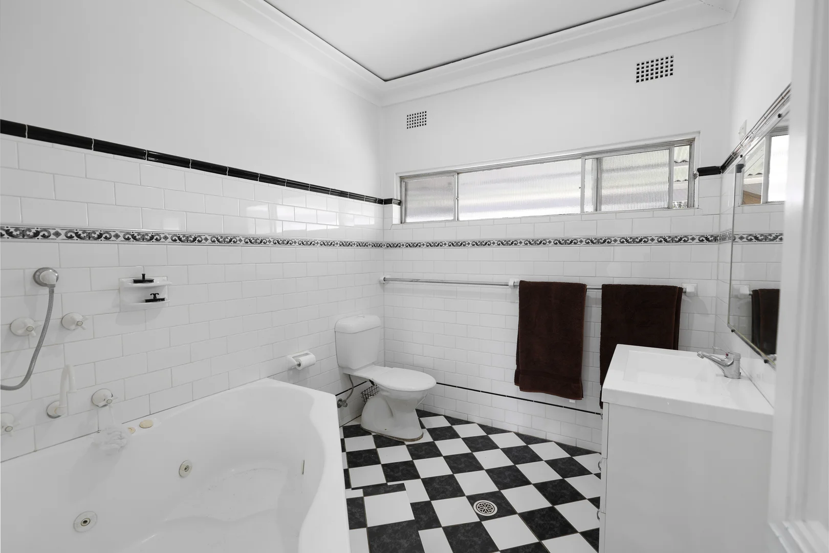 Additional image 12 of 34 Robertson Street, Mudgee NSW 2850