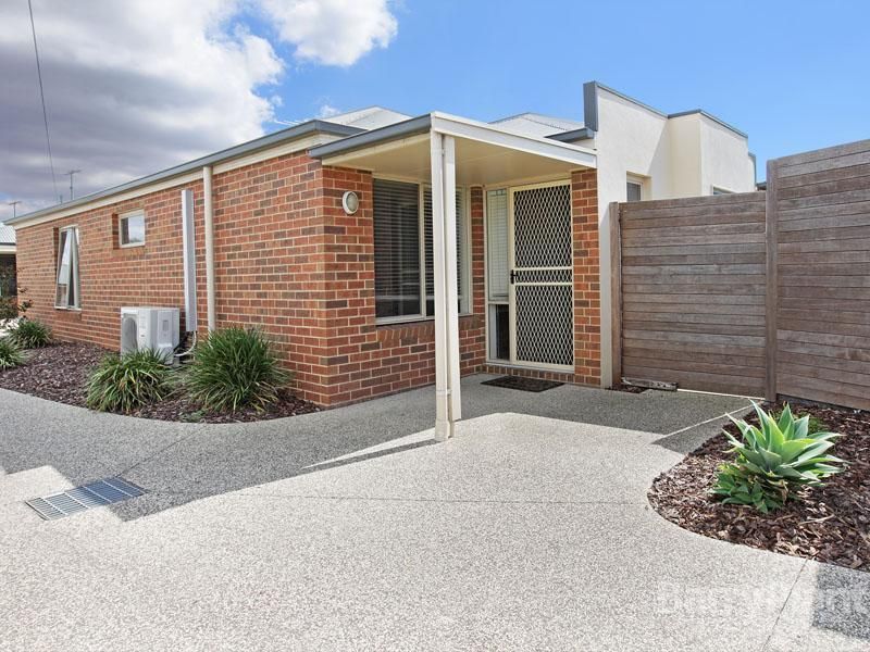 1/1 Warren Court, EAST GEELONG VIC 3219, Image 0