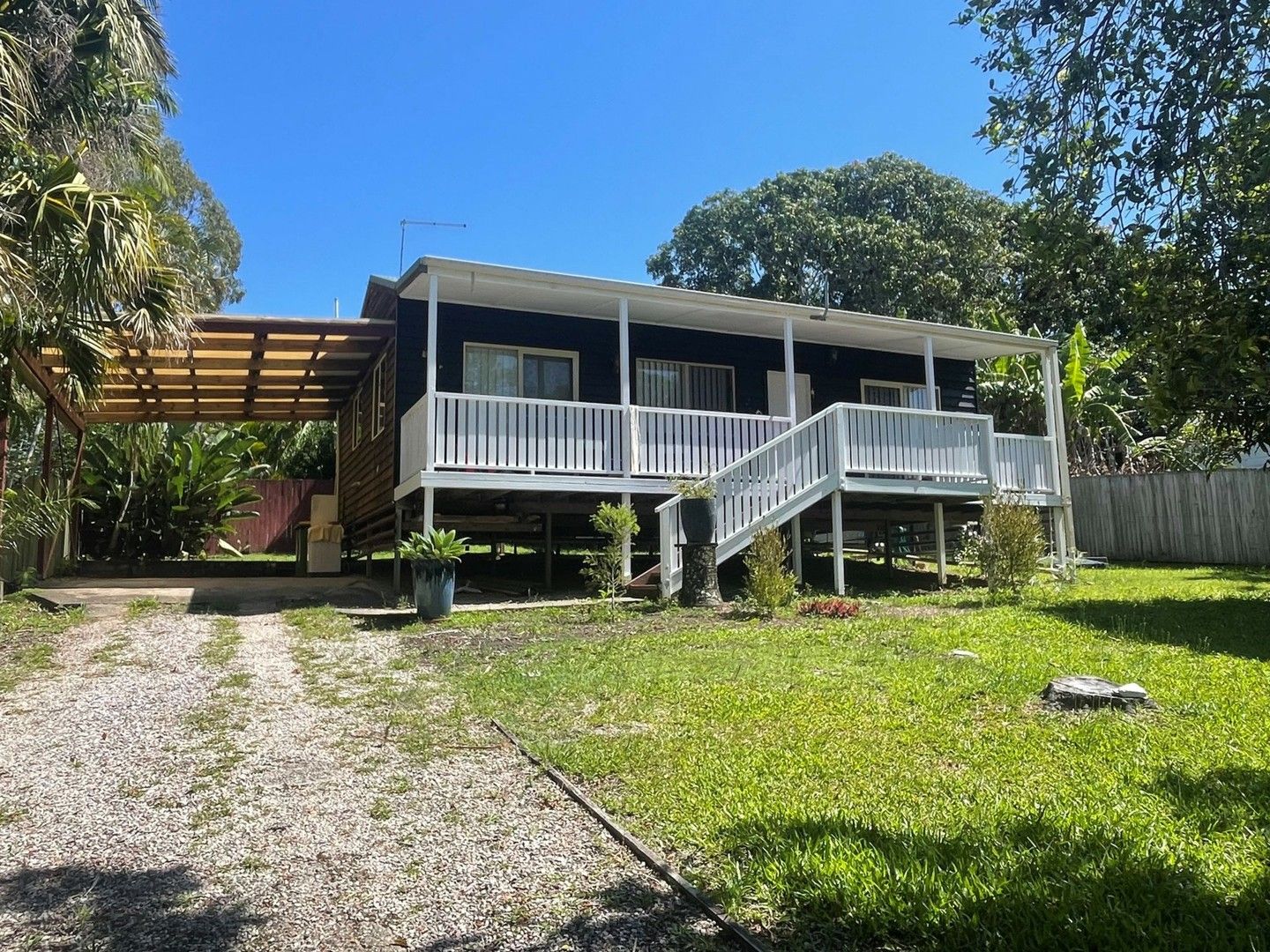 28 Francis Road, Macleay Island QLD 4184, Image 0