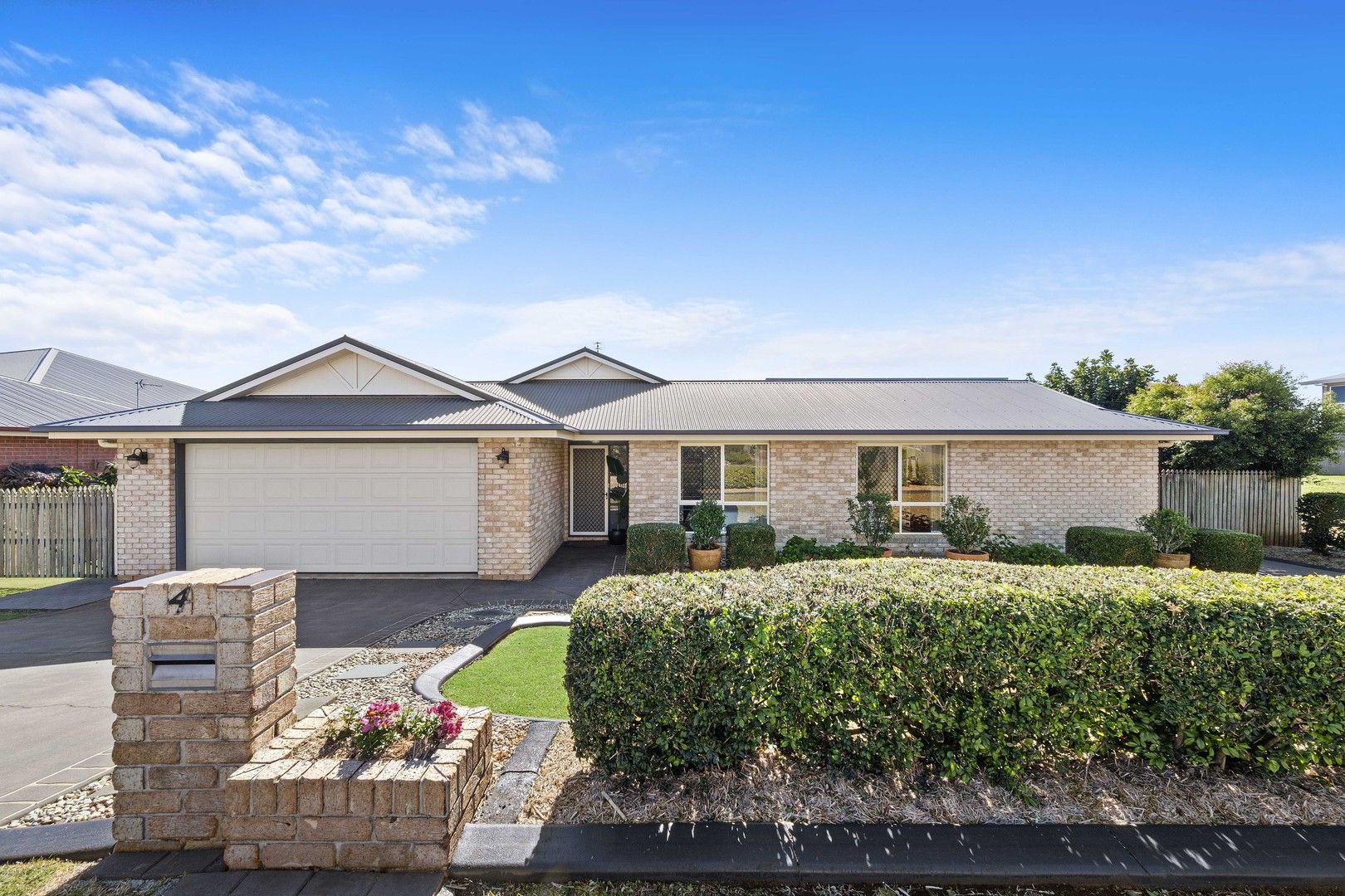 4 Fadden Crescent, Middle Ridge QLD 4350, Image 0