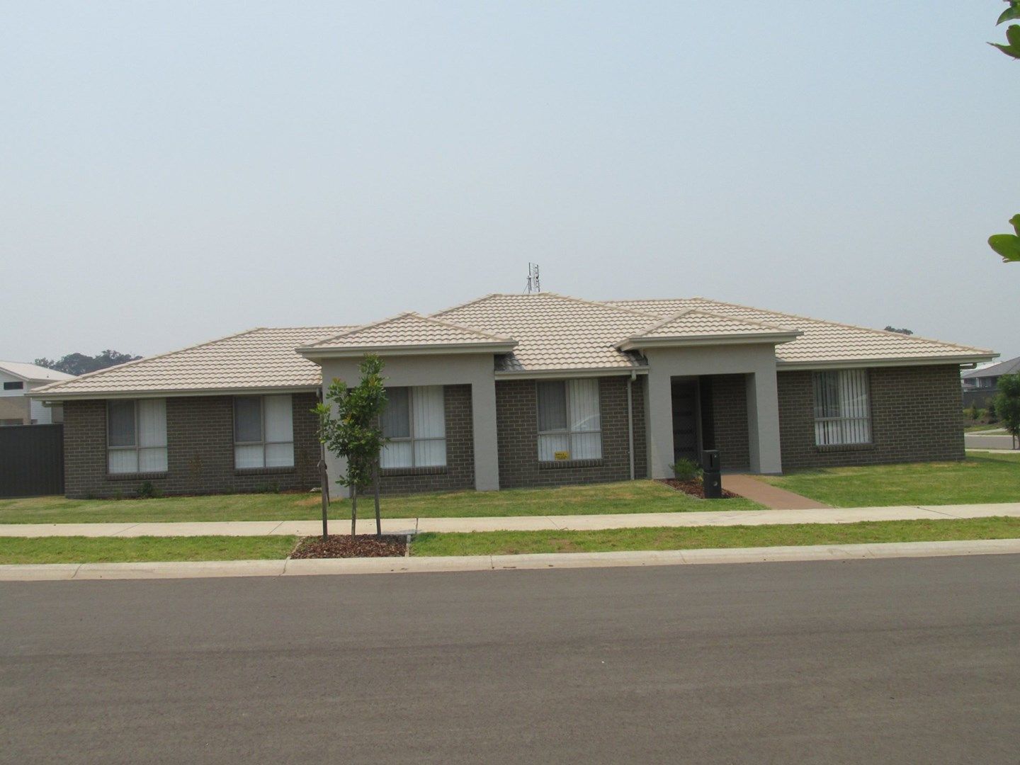 4 bedrooms House in 2 Morecambe Circuit THORNTON NSW, 2322