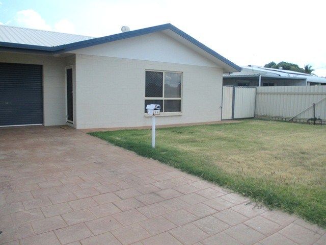 3 bedrooms Townhouse in 1B Isabel Street MOUNT ISA QLD, 4825