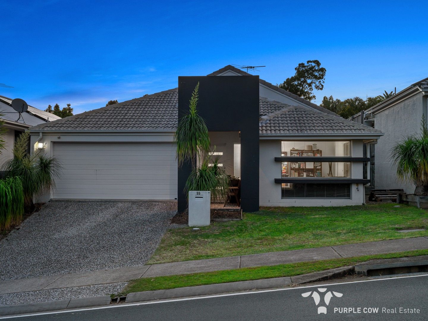 4 bedrooms House in 55 Lakes Entrance Drive SPRINGFIELD LAKES QLD, 4300