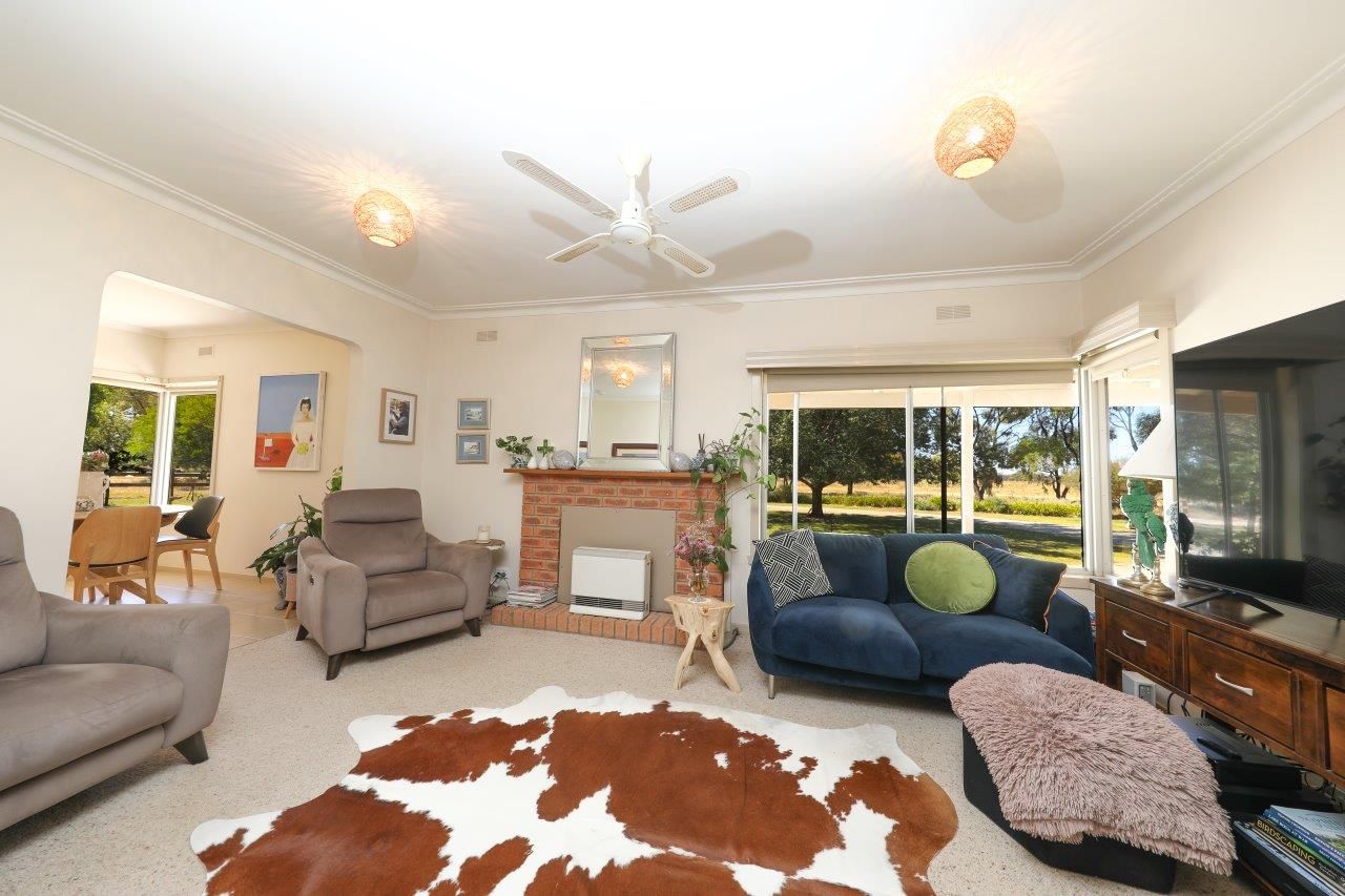 530 Moulamein Road, Barham NSW 2732, Image 2