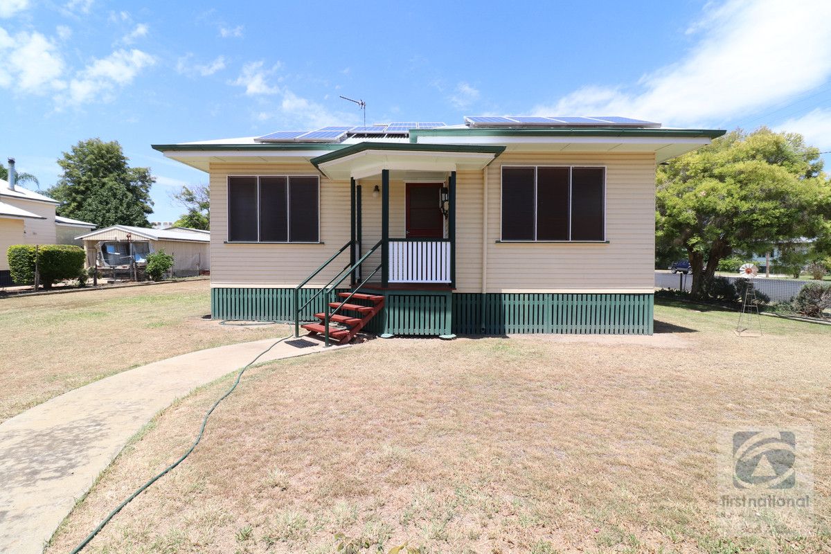 32 Winton Street, Goondiwindi QLD 4390, Image 1